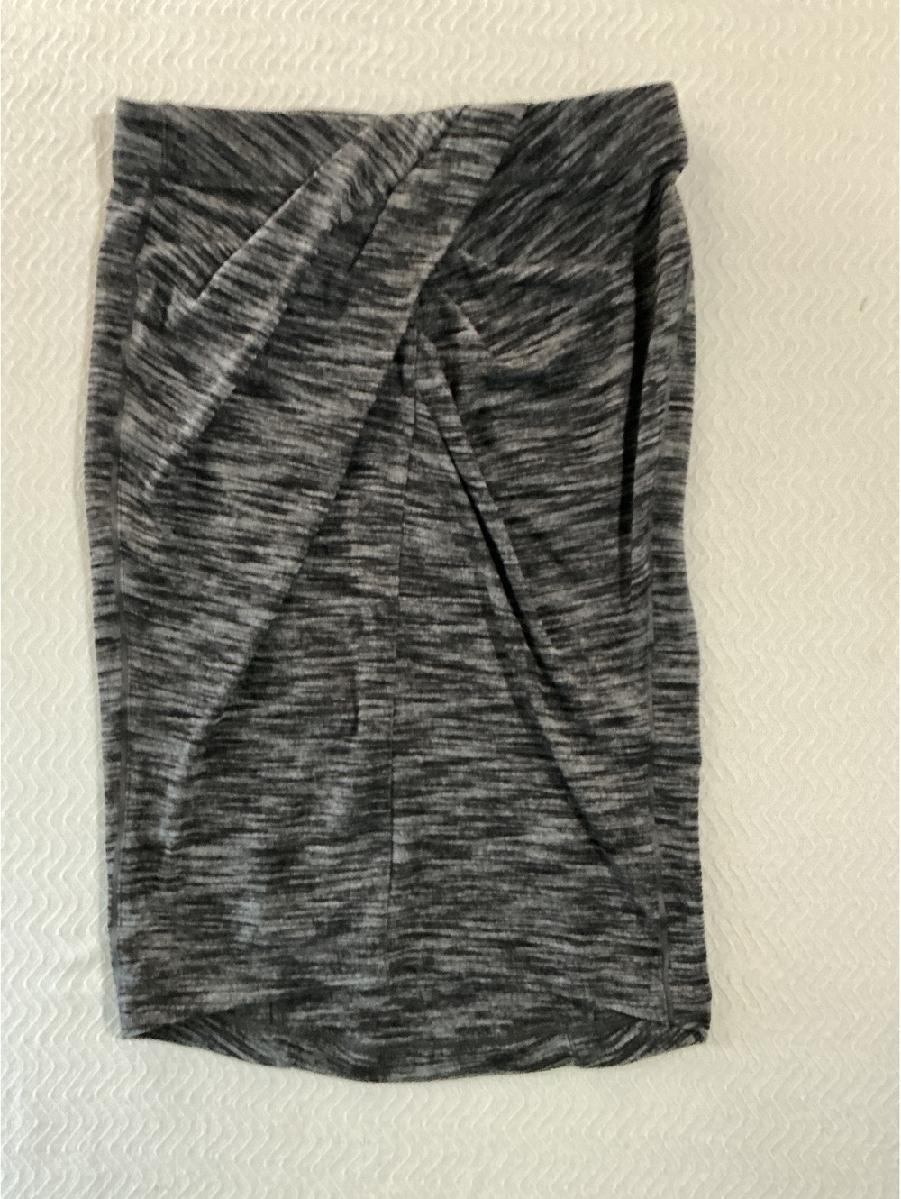 Lululemon Gray Heathered Athletic Skirt with Hidden Pocket Size 4